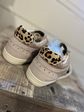 Load image into Gallery viewer, Bounce Glitter Sneaker
